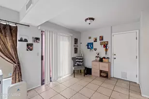 5572 N Crystal Mist Pl, Tucson, AZ 85750 - Photo 6
