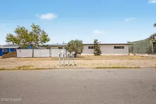 138 W District St, Tucson, AZ 85714 - Photo 2