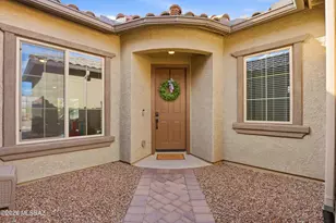 10937 N Ledge Stone Dr, Oro Valley, AZ 85742 - Photo 2