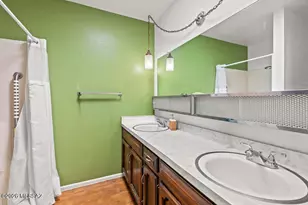 2201 S Hearthstone Ave, Tucson, AZ 85710 - Photo 28