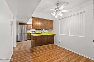 2201 S Hearthstone Ave, Tucson, AZ 85710 - Photo 16
