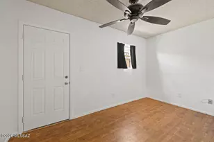 2201 S Hearthstone Ave, Tucson, AZ 85710 - Photo 14