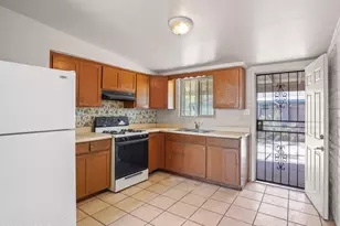 2001 S 3rd Ave, Tucson, AZ 85713 - Photo 24