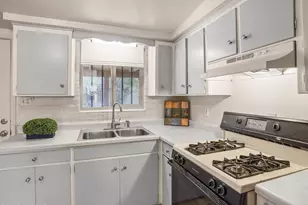 2001 S 3rd Ave, Tucson, AZ 85713 - Photo 2