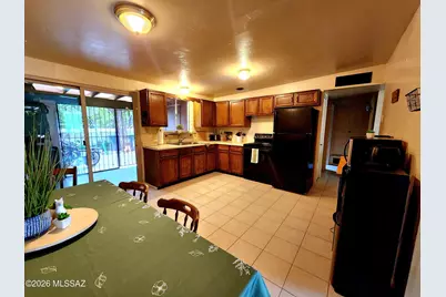 7477 E Desert Spring Drive, Tucson, AZ 85730 - Photo 10