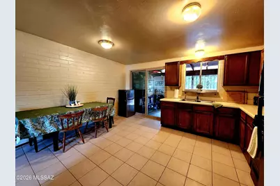 7477 E Desert Spring Drive, Tucson, AZ 85730 - Photo 8