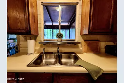 7477 E Desert Spring Drive, Tucson, AZ 85730 - Photo 12