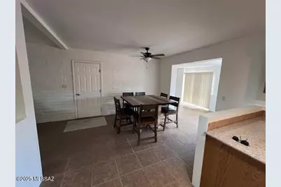 132 E La Espina, Green Valley, AZ 85614 - Photo 8