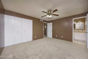 1035 N Evergreen Dr, Oracle, AZ 85623 - Photo 6