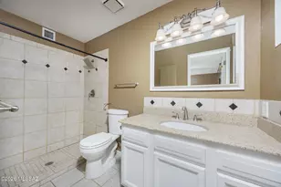 1035 N Evergreen Dr, Oracle, AZ 85623 - Photo 10