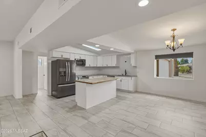 5203 E 18th Street, Tucson, AZ 85711 - Photo 8