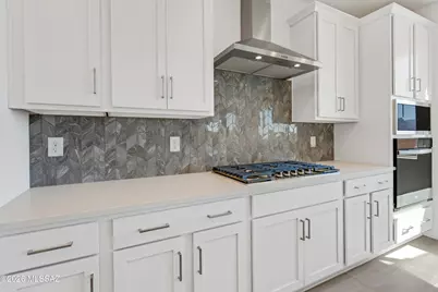 5634 W Carillon Ridge Lane, Marana, AZ 85743 - Photo 8