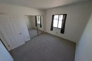 802 S Sherwood Village Dr, Tucson, AZ 85710 - Photo 36