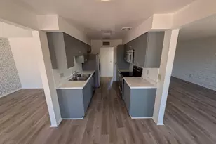 802 S Sherwood Village Dr, Tucson, AZ 85710 - Photo 20