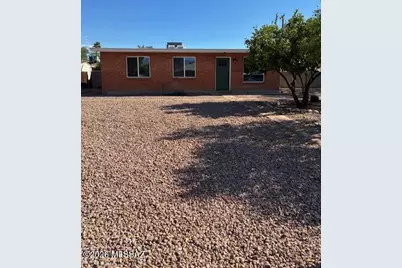 5640 E 35th Street, Tucson, AZ 85711 - Photo 1
