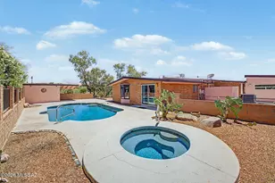 5965 N Placita Esquina, Tucson, AZ 85718 - Photo 1