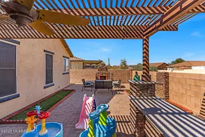 128 W Vuelta Friso, Sahuarita, AZ 85629 - Photo 30