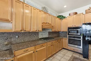 7693 W Sunlark Way, Tucson, AZ 85743 - Photo 14