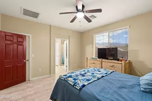 38946 S Running Roses Ln, Tucson, AZ 85739 - Photo 14