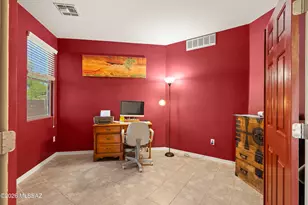 38946 S Running Roses Ln, Tucson, AZ 85739 - Photo 16