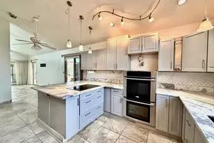9118 N Eaglestone Loop, Tucson, AZ 85742 - Photo 4