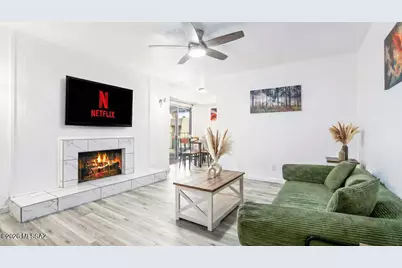 1620 N Wilmot Road #UNIT F227, Tucson, AZ 85712 - Photo 6