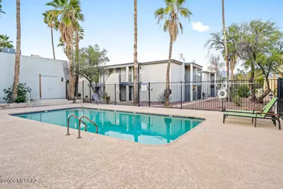1620 N Wilmot Road #UNIT F227, Tucson, AZ 85712 - Photo 16