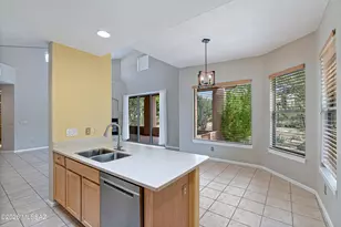 13823 E Langtry Ln, Tucson, AZ 85747 - Photo 18