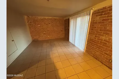 405 E Delano Street #2, Tucson, AZ 85705 - Photo 2