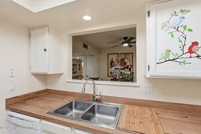 5779 N Camino De La Noche, Tucson, AZ 85718 - Photo 16