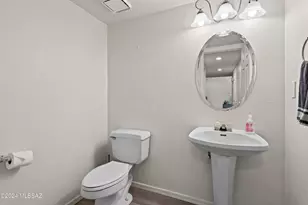 3444 N Applewood Dr, Tucson, AZ 85712 - Photo 16