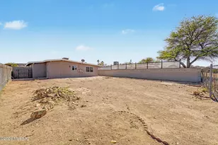 2916 W Maxine Cir, Tucson, AZ 85746 - Photo 30