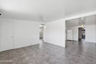 1808 W Caravelle Road, Tucson, AZ 85713 - Photo 6
