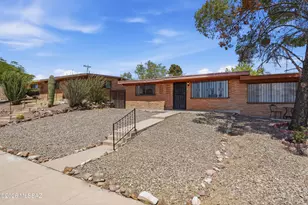 1808 W Caravelle Rd, Tucson, AZ 85713 - Photo 2