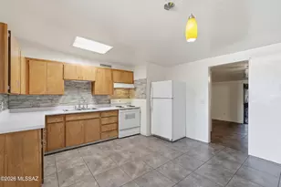 1808 W Caravelle Rd, Tucson, AZ 85713 - Photo 14