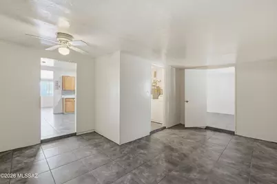 1808 W Caravelle Road, Tucson, AZ 85713 - Photo 8