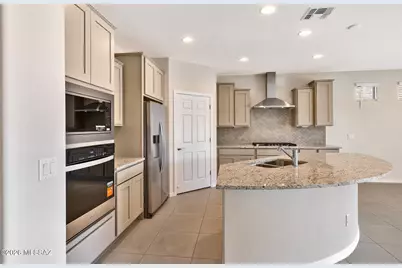 8021 S Sonoran Oak Drive, Tucson, AZ 85747 - Photo 6
