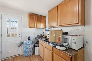 426 E Aragon Rd, Tucson, AZ 85756 - Photo 8