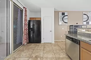 7489 S Mountain Star Dr, Tucson, AZ 85757 - Photo 12