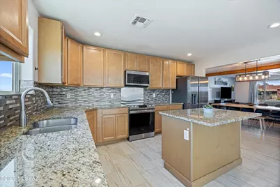 15751 N Twin Lakes Drive, Tucson, AZ 85739 - Photo 12