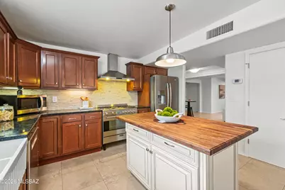 3750 N Melpomene Way, Tucson, AZ 85749 - Photo 18