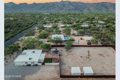 3750 N Melpomene Way, Tucson, AZ 85749 - Photo 48