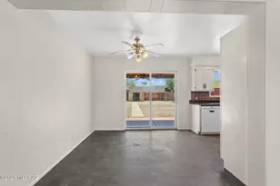 918 E Roger Rd, Tucson, AZ 85719 - Photo 14