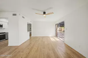 5250 N Pueblo Villas Dr, Tucson, AZ 85704 - Photo 8