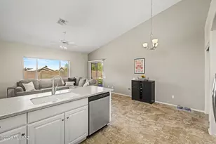 644 S Spanish Steps Dr, Tucson, AZ 85748 - Photo 12