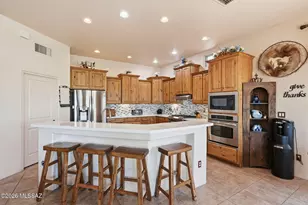 5680 W Triangle X Pl, Tucson, AZ 85713 - Photo 8