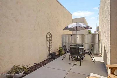 2469 N Silver Mosaic Drive, Tucson, AZ 85745 - Photo 6