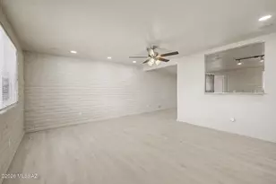 7841 E Longleaf Pl, Tucson, AZ 85730 - Photo 10