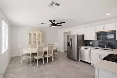 2720 N Hopi Place, Tucson, AZ 85705 - Photo 6