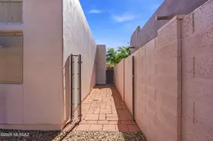 11731 N Copper Creek Dr, Oro Valley, AZ 85737 - Photo 32